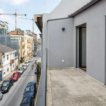 Guestready - The Mythic