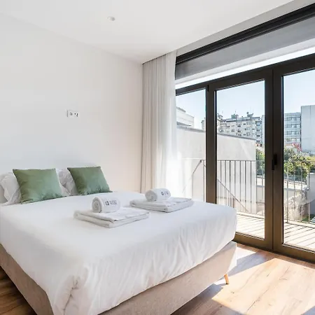 Guestready - The Mythic Apartment