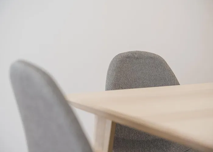 Daire Guestready - The Mythic *