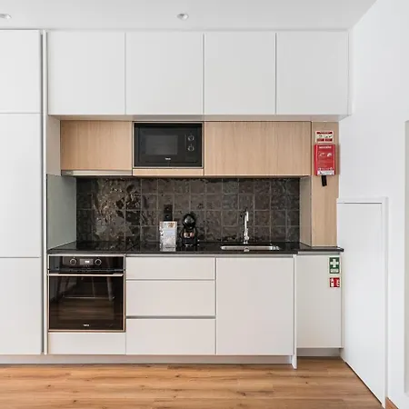 Guestready - The Mythic Порту