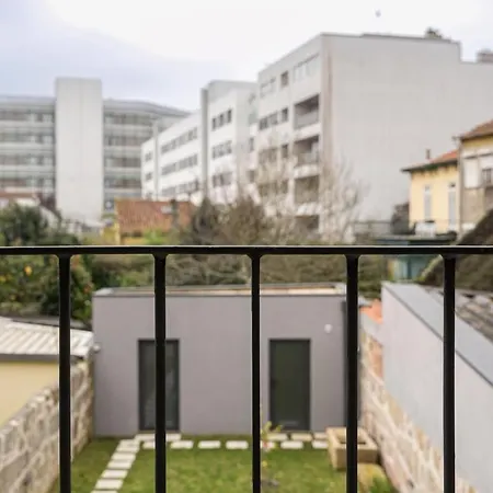 Guestready - The Mythic